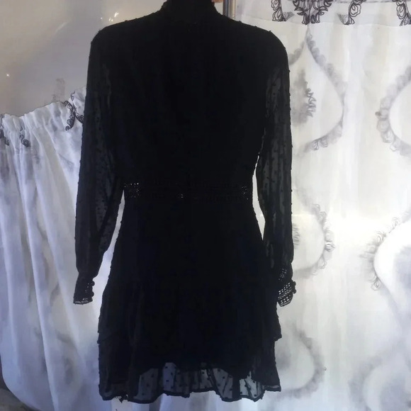 Dress size small ( box K ) - Picture 5 of 5